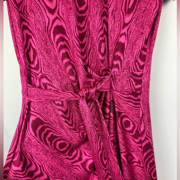 Diane von Furstenberg Zoe Dress Silk Jersey Short Sleeves Fuchsia Stretch Size 6 - Picture 6 of 11
